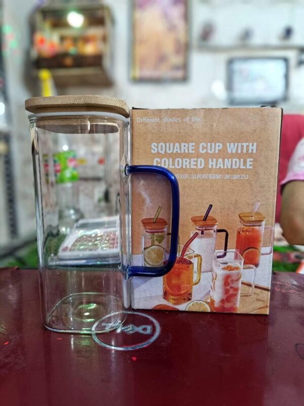 Square cup with colored handle