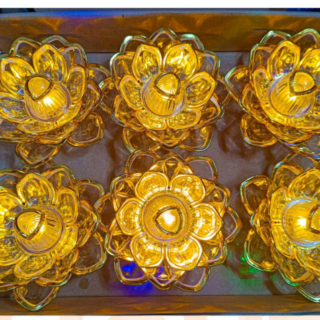 Lotus Candle