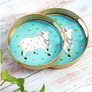 Round metal tray Home decor